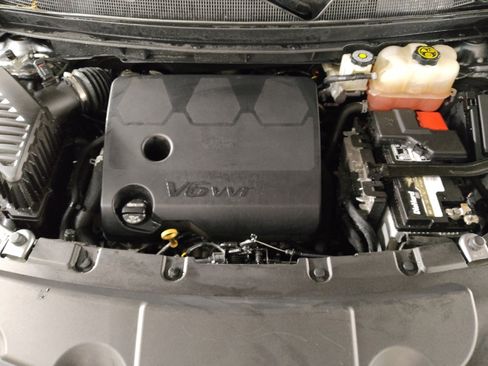 Used 2020 Chevrolet Traverse LS FWD image 30