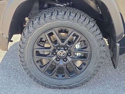 New 2026 Toyota Tundra SR5 w/ SX Package AWD/4WD image 5
