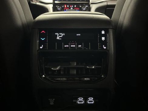 New 2025 Jeep Grand Cherokee L Limited w/ Luxury Tech Group II image 34