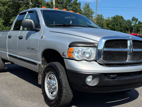 Used 2005 Dodge Ram 3500 Truck SLT w/ Quad Cab Big Horn Value Group image 4