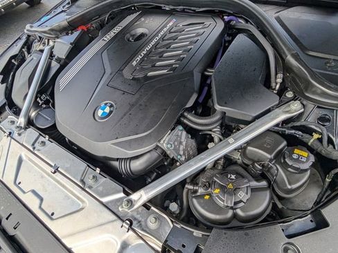 Used 2022 BMW M440i Coupe w/ Premium Package image 22