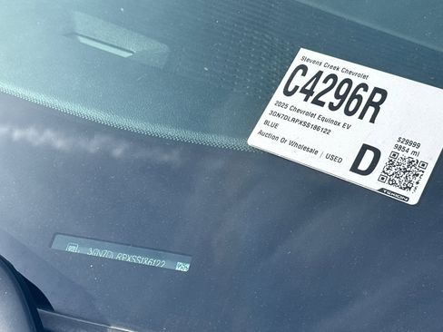 Used 2025 Chevrolet Equinox EV LT w/ Convenience Package image 53