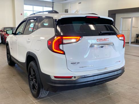 Used 2023 GMC Terrain AT4 AWD/4WD image 5