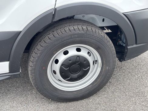 New 2026 Ford Transit 250 148 Medium Roof w/ Load Area Protection Package image 13