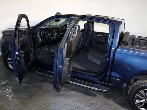 Used 2023 Chevrolet Silverado 1500 LT image 5