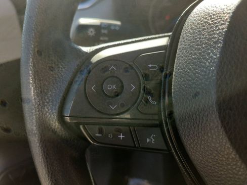 Used 2023 Toyota RAV4 XLE image 27