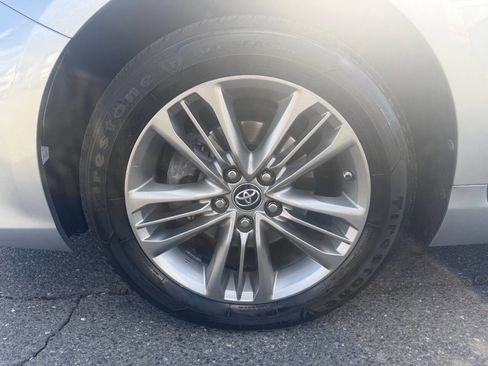 Used 2017 Toyota Camry SE FWD image 10