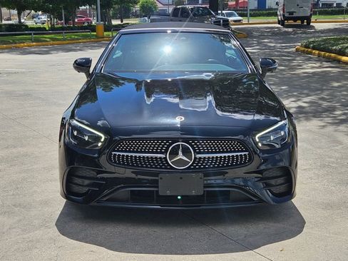 Used 2022 Mercedes-Benz E 450 Cabriolet image 2