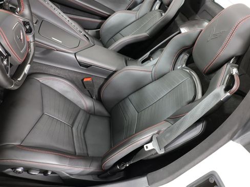 Used 2025 Chevrolet Corvette Z06 w/ Z07 Performance Package image 10