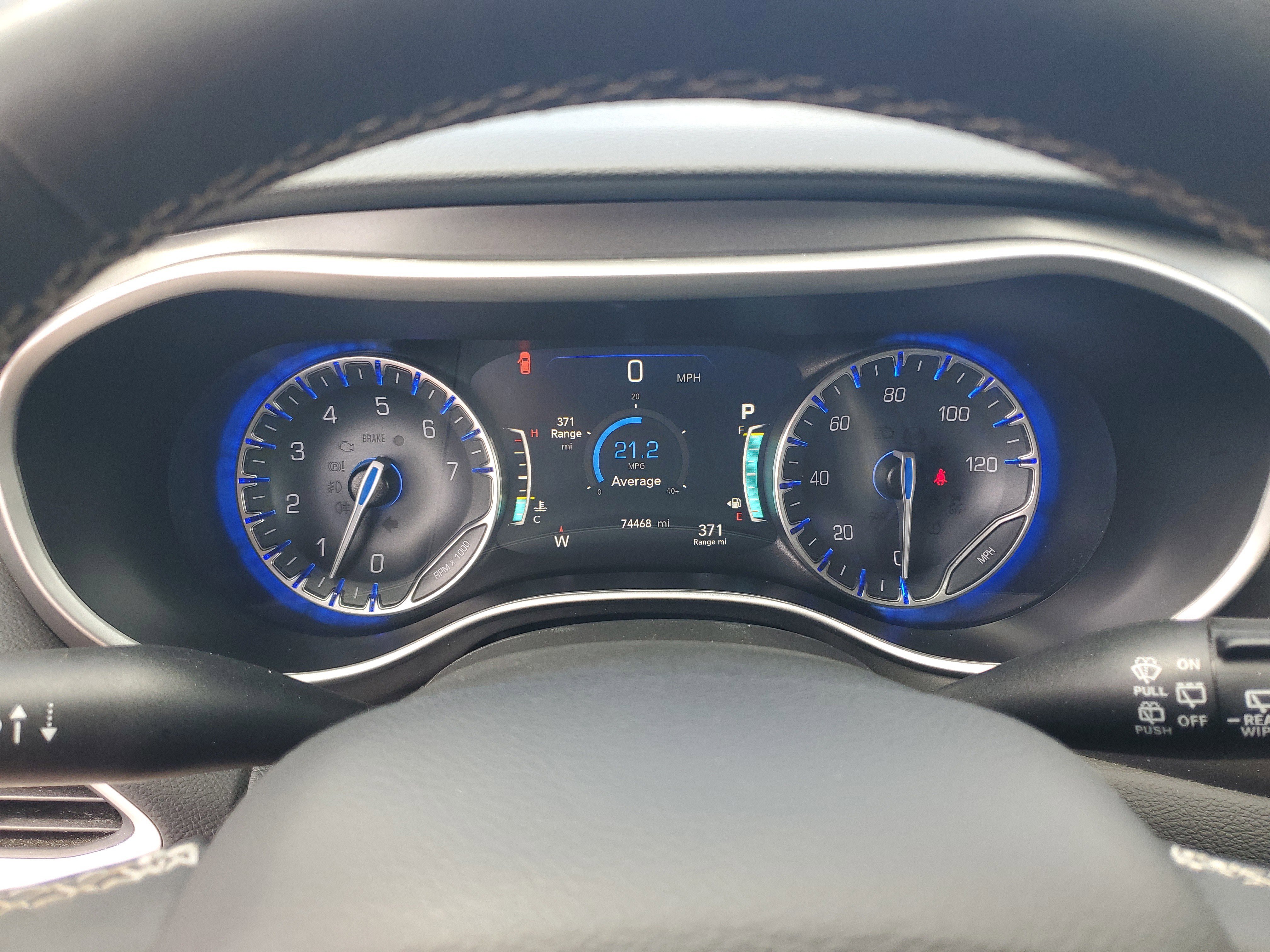 Used 2024 Chrysler Pacifica Touring-L FWD image 20
