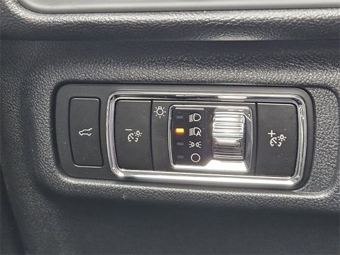 New 2026 Lincoln Corsair Premiere image 21