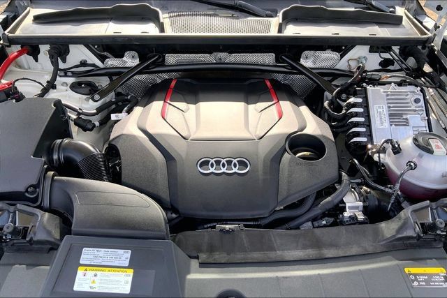 Used 2024 Audi SQ5 Prestige w/ Prestige Package AWD/4WD image 10