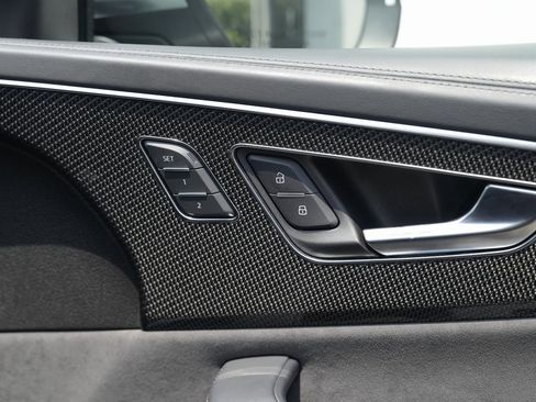 Used 2022 Audi SQ8 Prestige w/ Prestige Package image 36