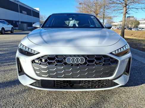 Used 2025 Audi A5 2.0T Premium Plus AWD/4WD image 2