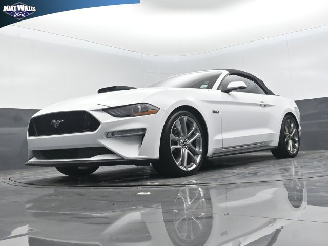 Used 2018 Ford Mustang GT Premium RWD image 19
