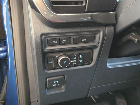 Used 2022 Ford F150 XLT w/ Equipment Group 302A High image 11