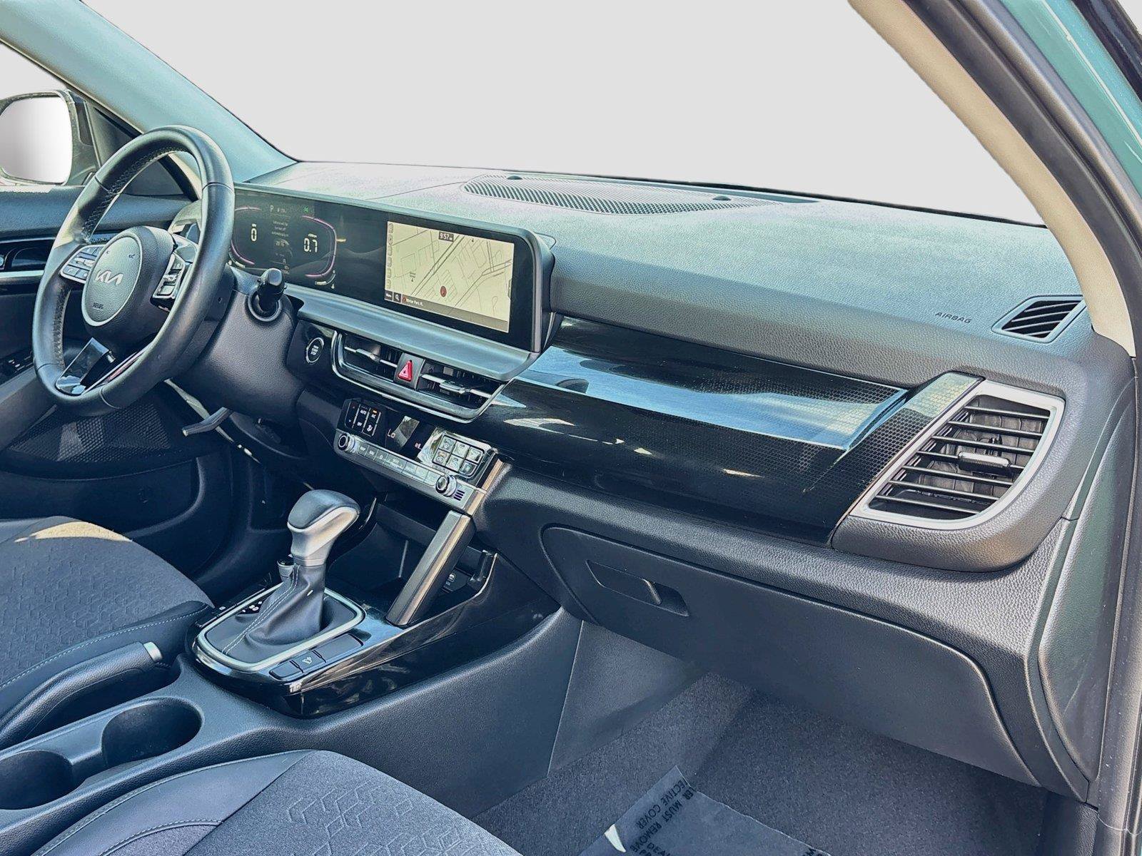 Used 2026 Kia Seltos S FWD image 27