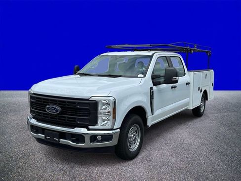 New 2026 Ford F250 XL w/ XL Chrome Package RWD image 7