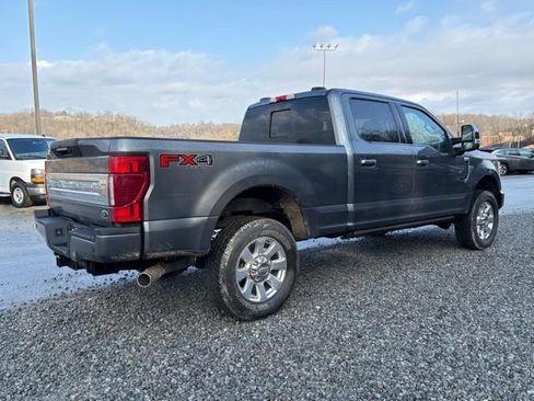 Used 2022 Ford F250 Platinum w/ FX4 Off-Road Package image 4