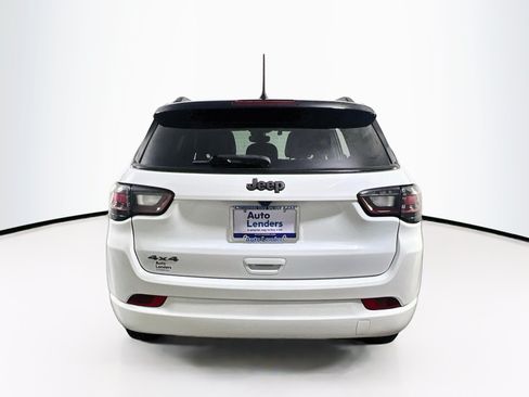 Used 2022 Jeep Compass High Altitude AWD/4WD image 6
