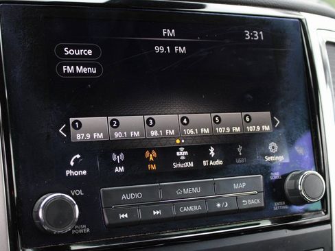 Used 2021 Nissan Titan SV w/ SV Convenience Package image 29