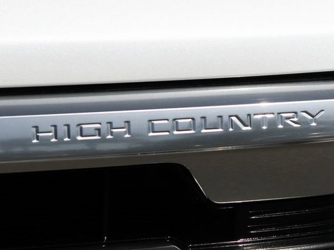 Used 2024 Chevrolet Silverado 1500 High Country image 49