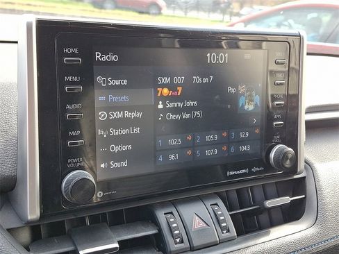 Used 2019 Toyota RAV4 XSE w/ Carpet Mat Package image 17