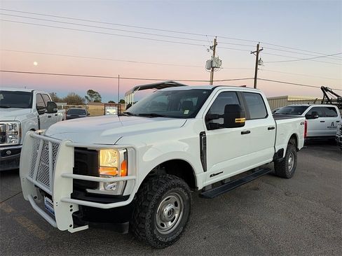 Used 2023 Ford F250 XL w/ XL Off-Road Package image 3