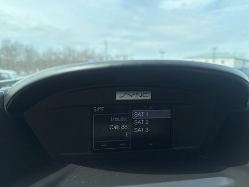 Used 2017 Ford Escape SE image 24