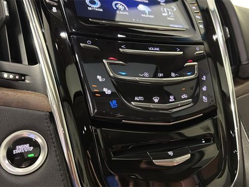 Used 2017 Cadillac Escalade Premium Luxury image 23
