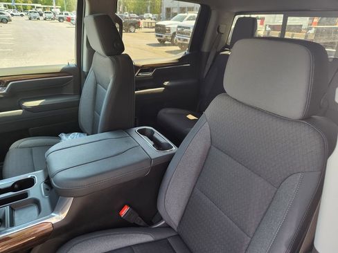 New 2026 Chevrolet Silverado 1500 RST AWD/4WD image 11