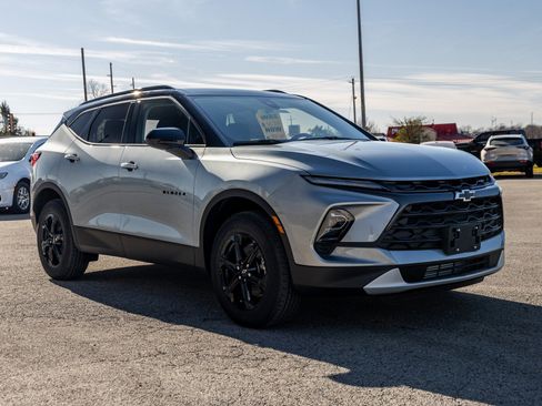 New 2026 Chevrolet Blazer LT w/ Convenience Package image 3