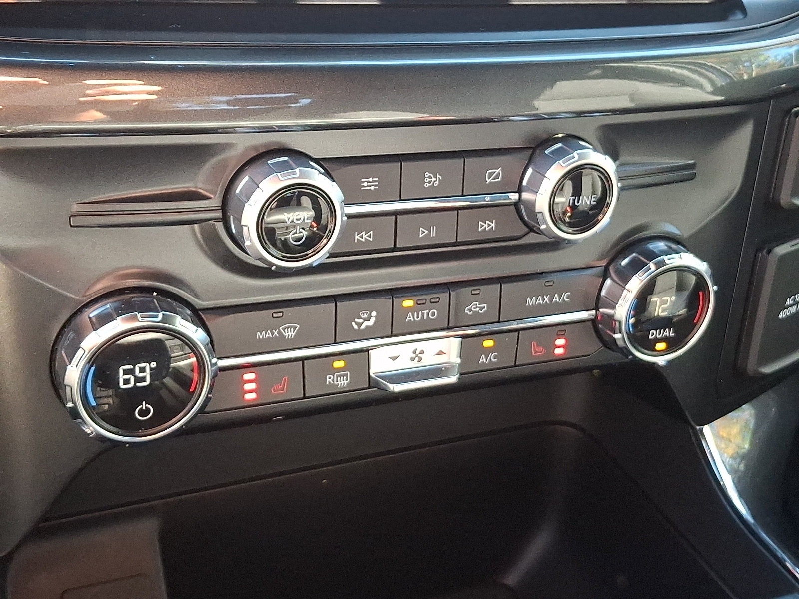 Used 2021 Ford F150 XLT w/ Equipment Group 302A High AWD/4WD image 16