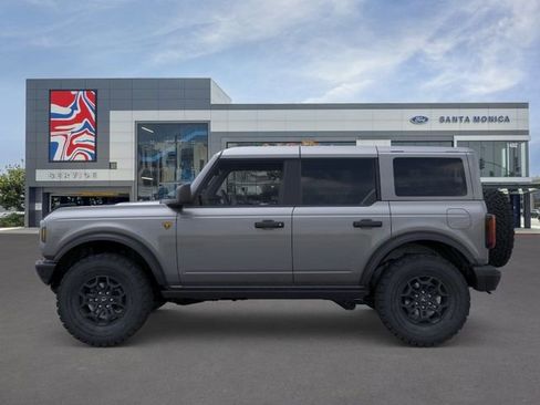 New 2026 Ford Bronco Badlands AWD/4WD image 3