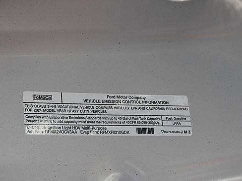 Used 2024 Ford F550 4x4 Regular Cab Super Duty image 40