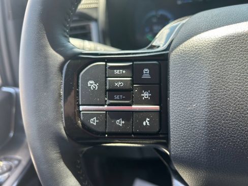 Used 2025 Ford F150 Lightning Platinum AWD/4WD image 16