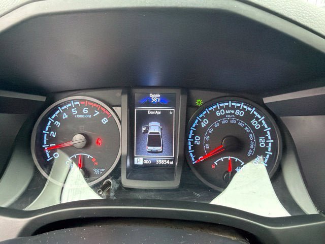 Used 2023 Toyota Tacoma SR RWD image 14