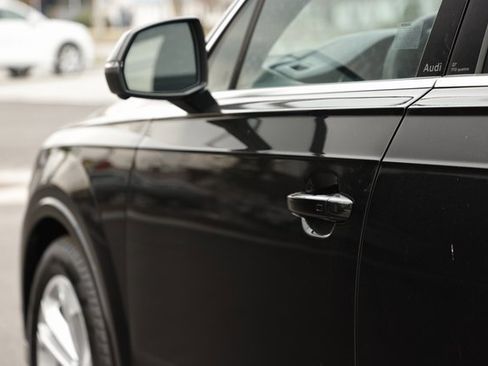 Used 2025 Audi Q7 3.0T Prestige w/ Prestige Package image 13