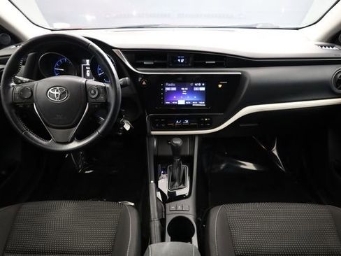 Used 2018 Toyota Corolla iM image 13