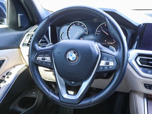 Used 2020 BMW 330i xDrive Sedan w/ Convenience Package AWD/4WD image 18