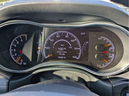 Used 2019 Jeep Grand Cherokee Limited w/ Luxury Group II image 12