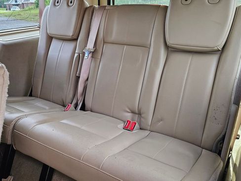 Used 2014 Ford Expedition EL XLT w/ Equipment Group 202A RWD image 8