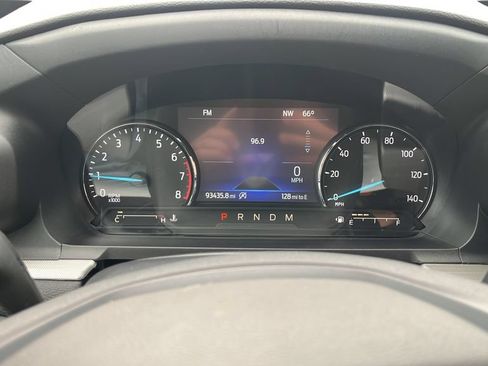 Used 2020 Ford Explorer XLT w/ Equipment Group 202A AWD/4WD image 16