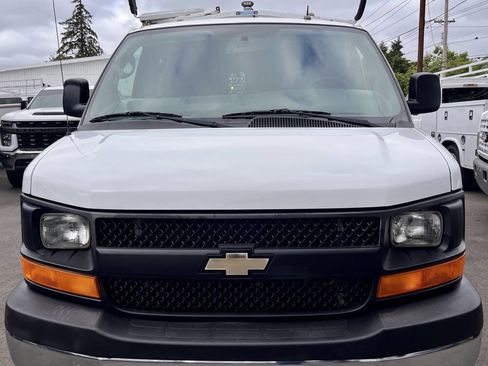 Used 2014 Chevrolet Express 2500 RWD image 7