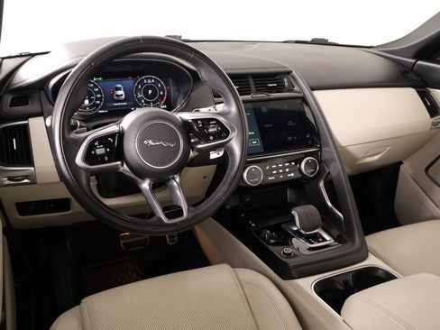 Used 2021 Jaguar E-PACE SE image 2