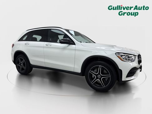 Used 2020 Mercedes-Benz GLC 300 4MATIC w/ AMG Line image 12