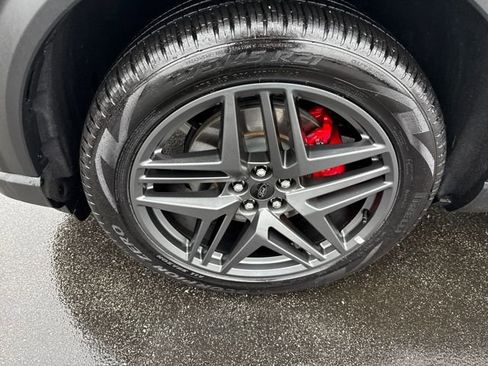 Used 2025 Ford Explorer ST-Line w/ ST-Line Street Pack image 42