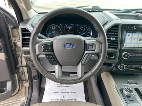 Used 2018 Ford Expedition Max XLT w/ Equipment Group 202A AWD/4WD image 14