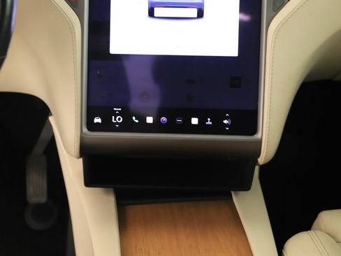 Used 2019 Tesla Model X AWD/4WD image 20