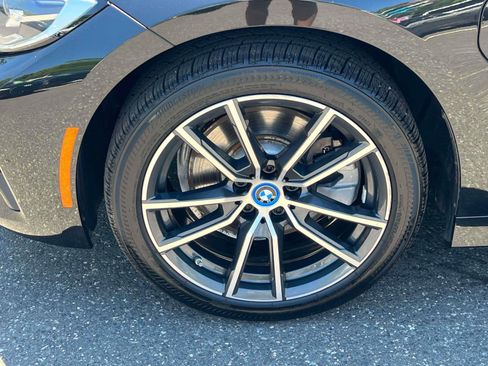 Used 2022 BMW 330e xDrive w/ Premium Package AWD/4WD image 6